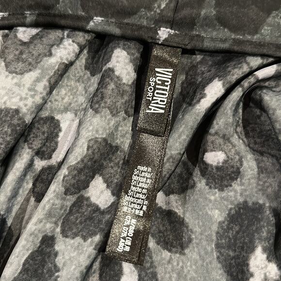 Victoria’s Secret lightweight jacket size medium NWOT - Picture 4 of 4